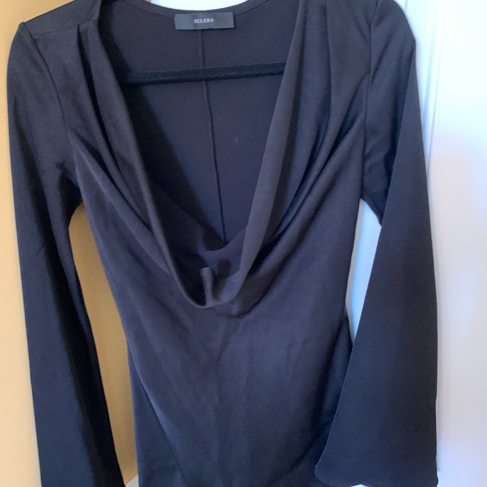 Ellery top